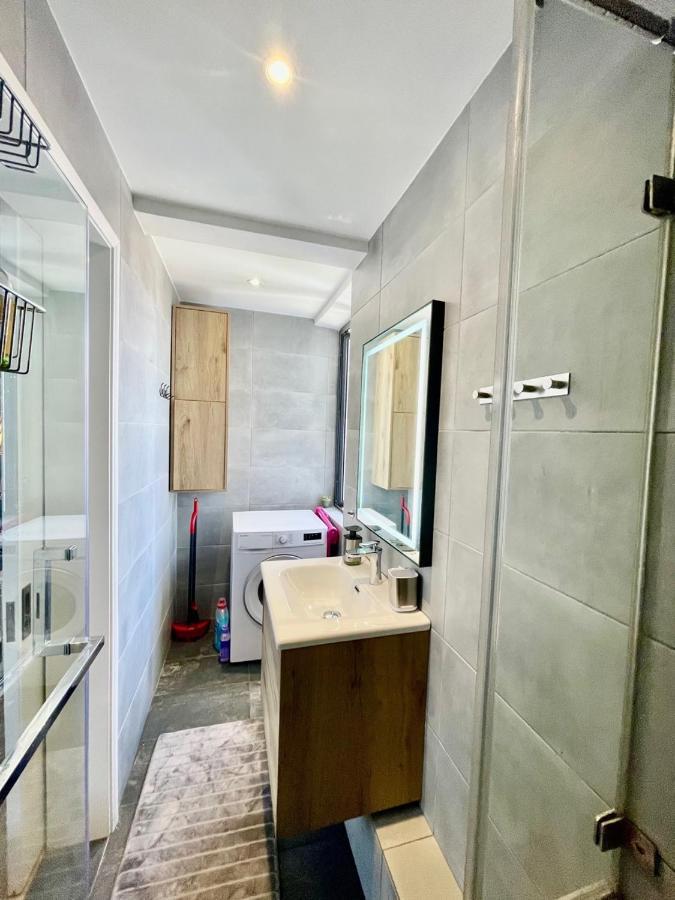 Luxury Modern Apartment - Excellent Location 50M From The Beach, Restaurants, Bars, Shops Flic en Flac Exterior foto